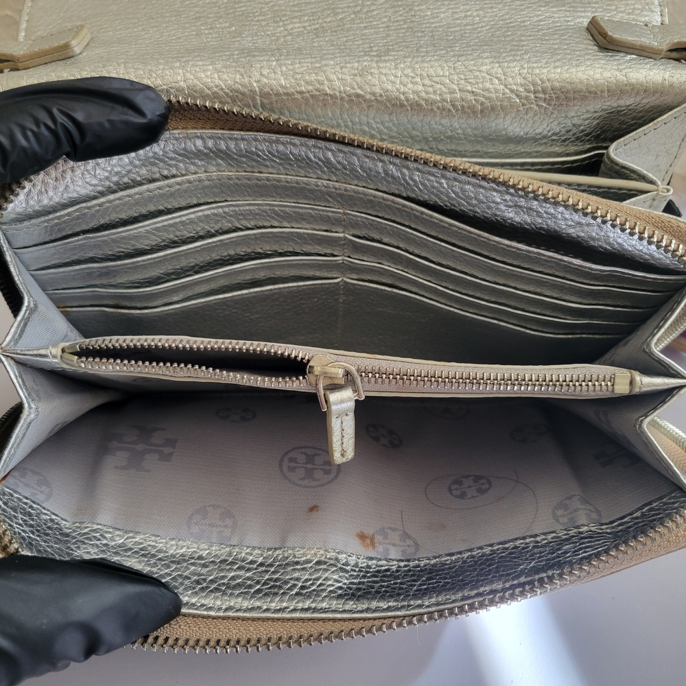 Tory Burch Gray Crossbody Bag - Picture 6 of 7